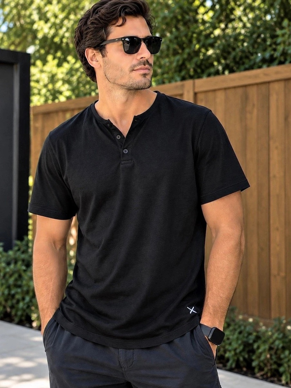 CUTS Men's Henley Tee in Black Size Large